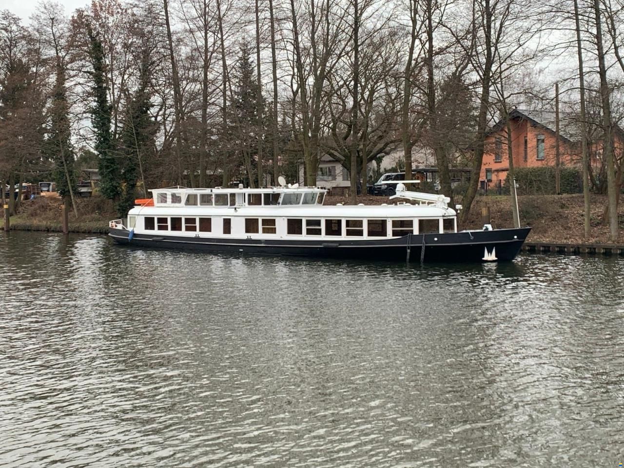 deutsch Wohnschiff