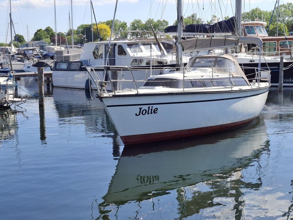 Dufour 2800