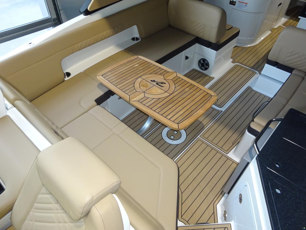 Sea Ray 290 SDXE