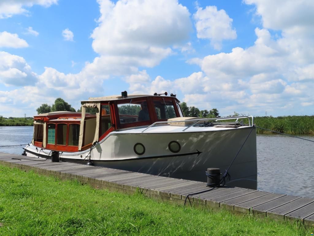 Bakdekker Salonboot