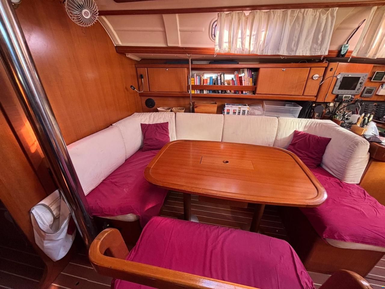 Dufour 385 GL