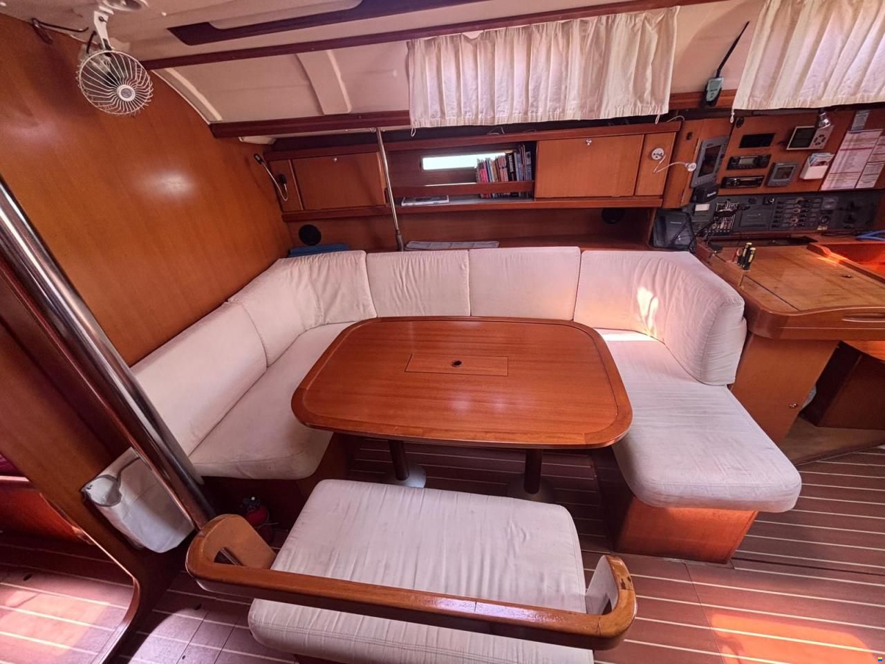 Dufour 385 GL