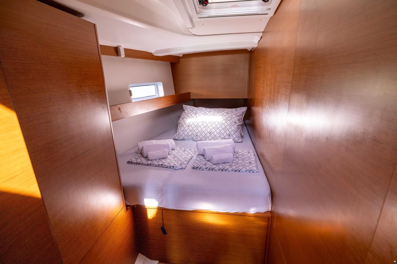Jeanneau Sun Odyssey 380