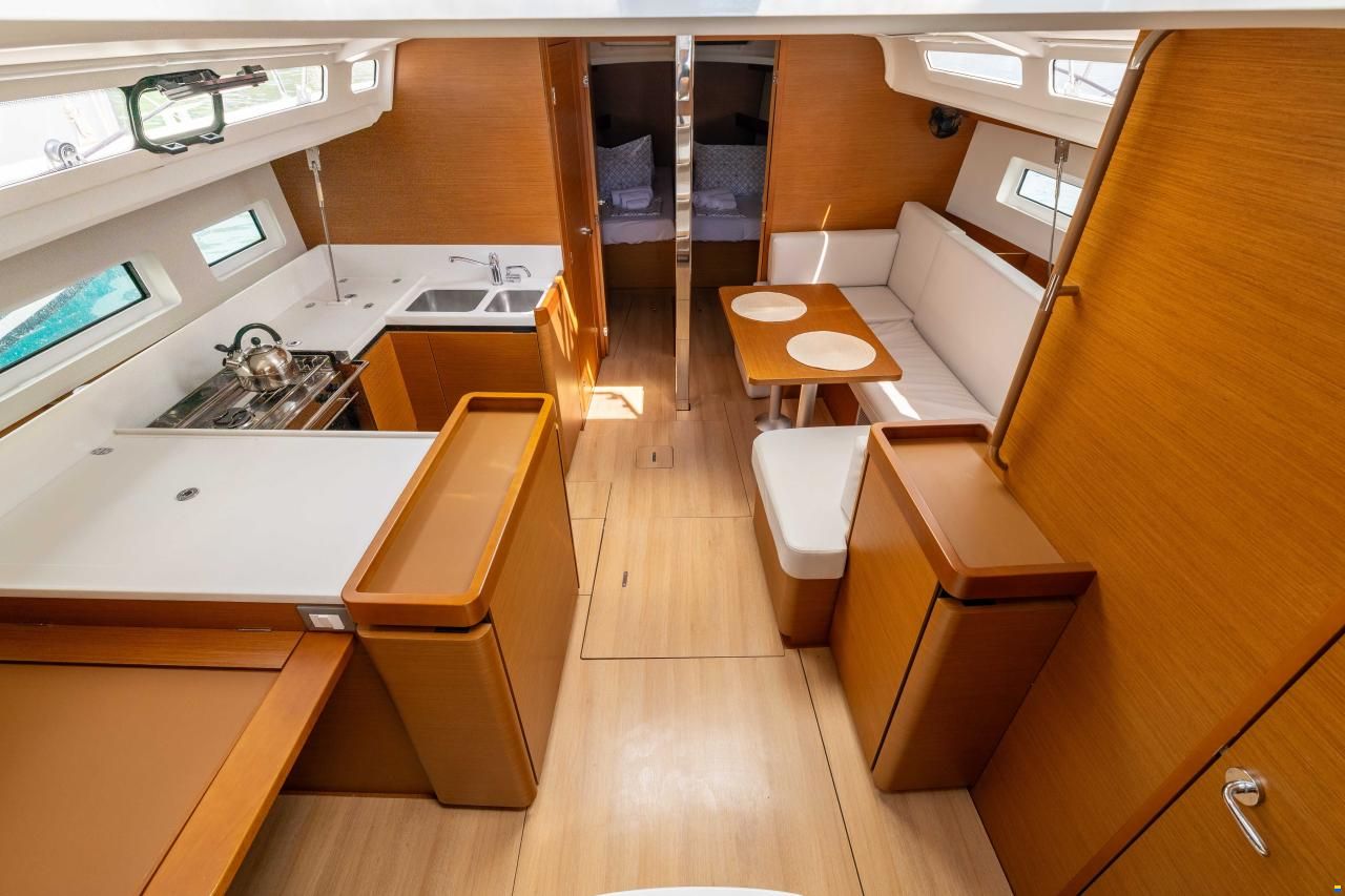 Jeanneau Sun Odyssey 440