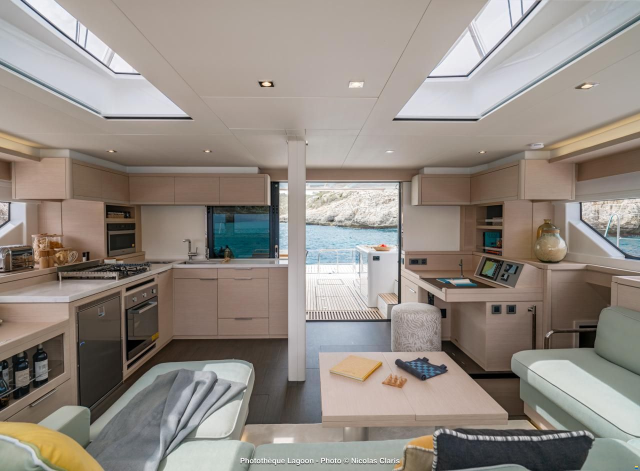 Lagoon 55