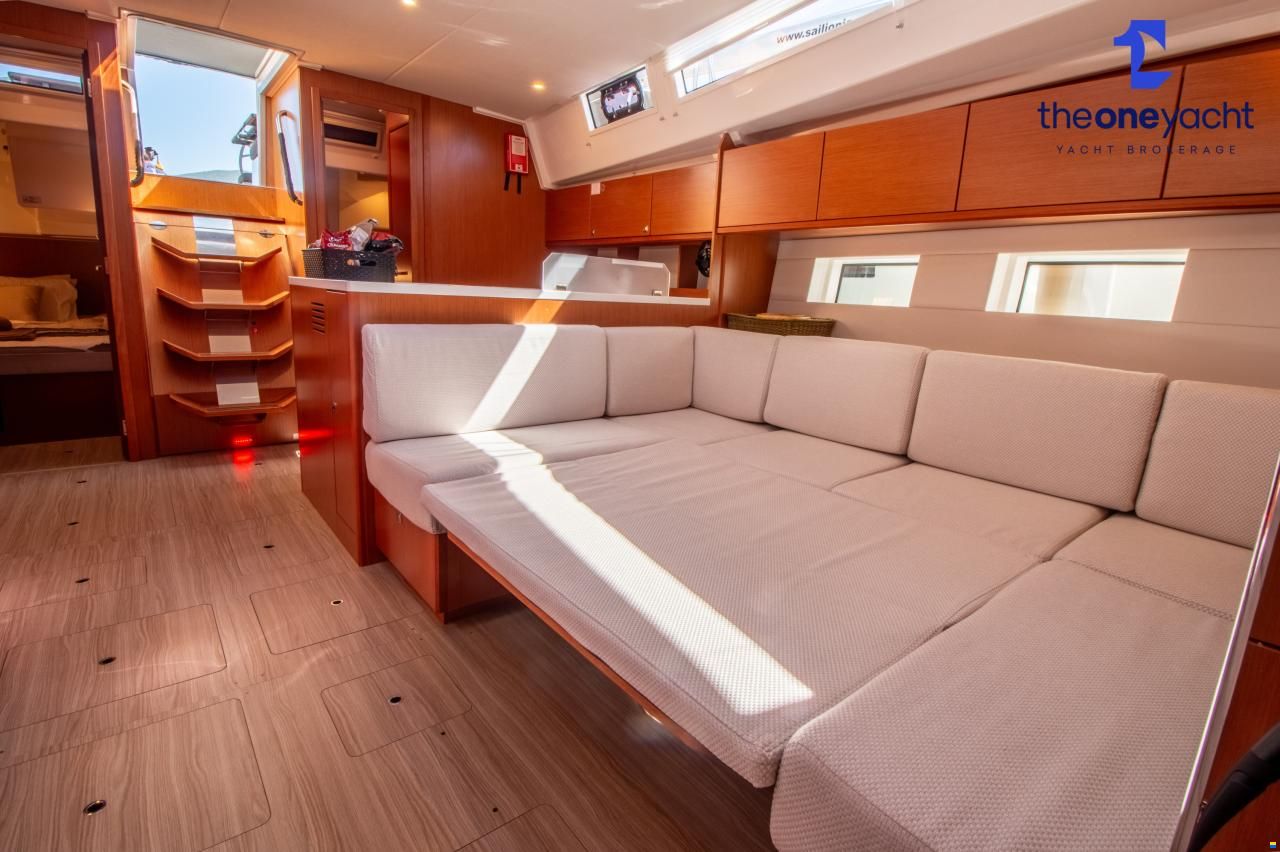 Bavaria C50 Style