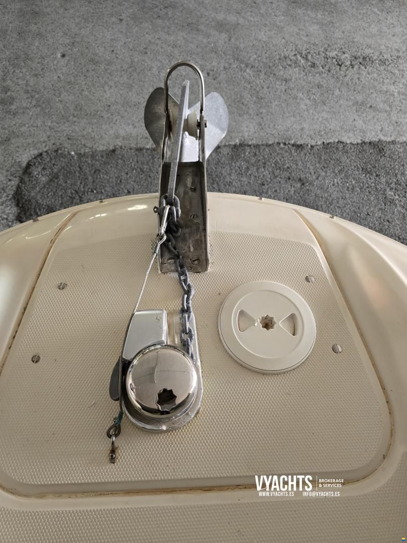 Sea Ray 240 SD