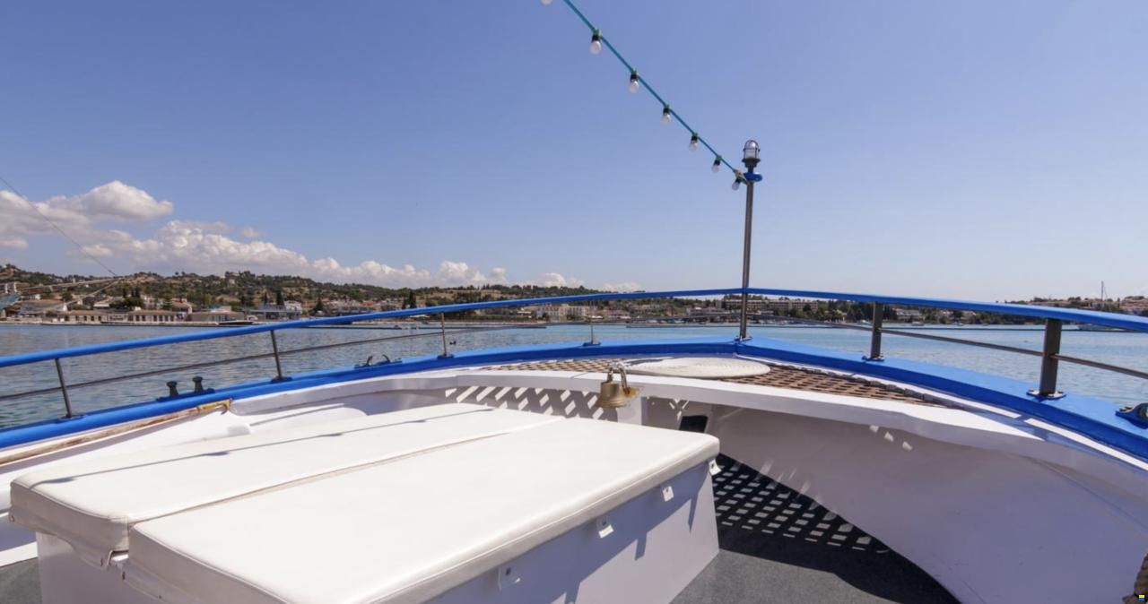 Traditional Passenger Vessel