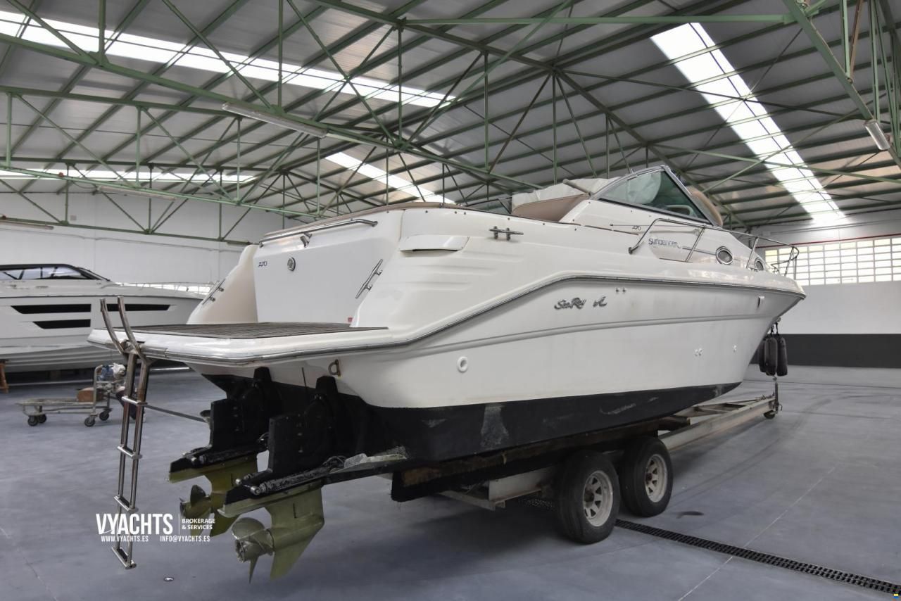 Sea Ray 270 Sundancer