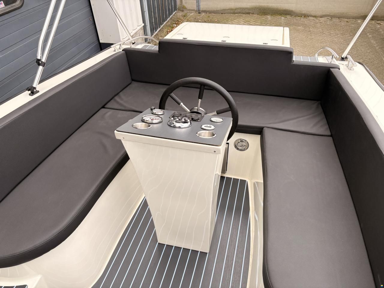 650 Tender