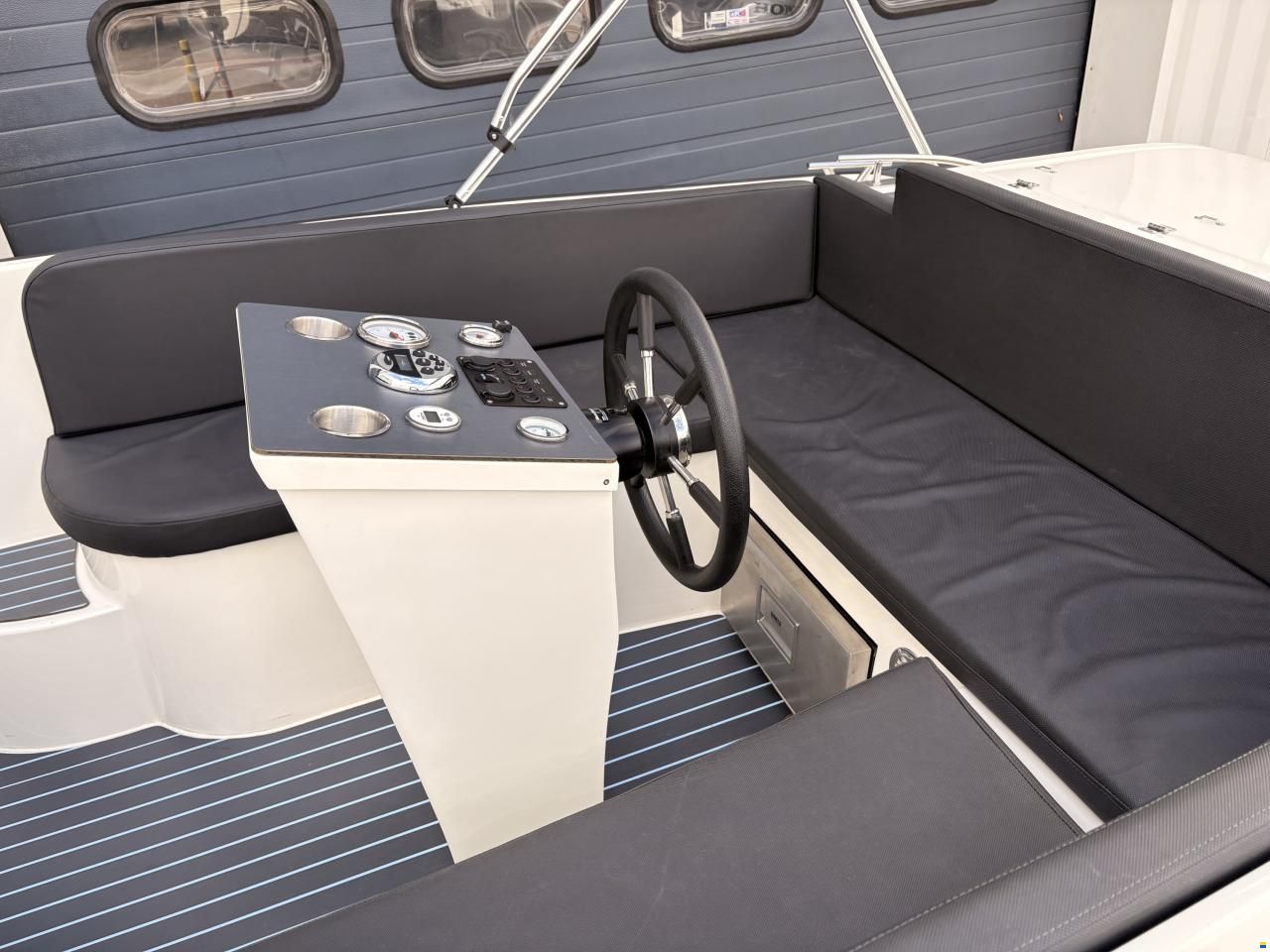 650 Tender
