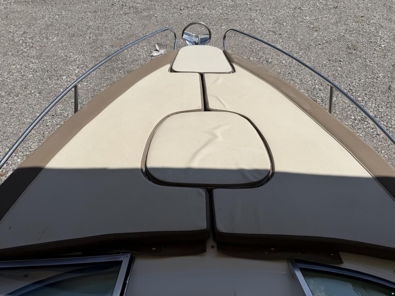 Sea Ray 210 Overnighter