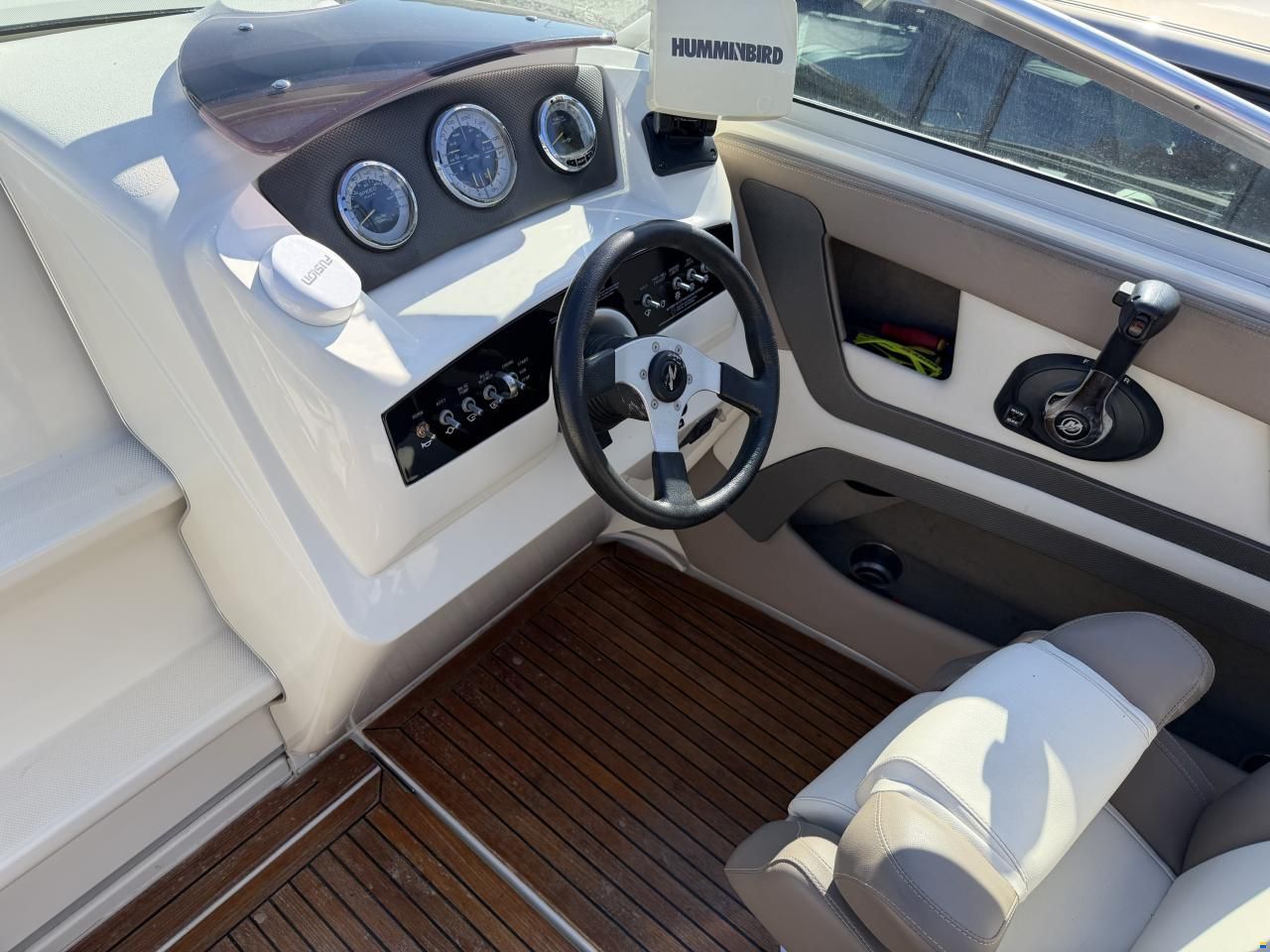Sea Ray 210 Overnighter
