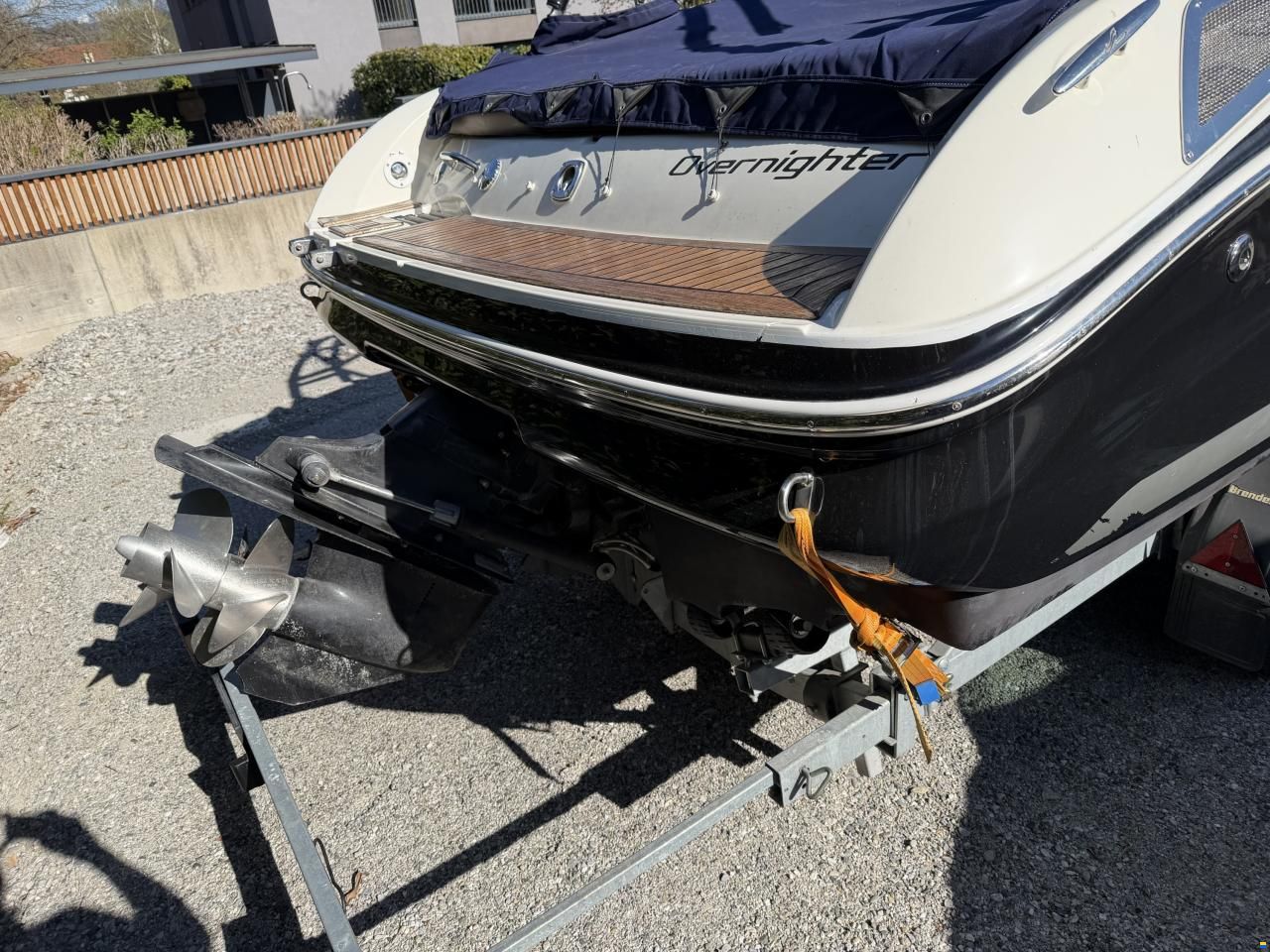 Sea Ray 210 Overnighter