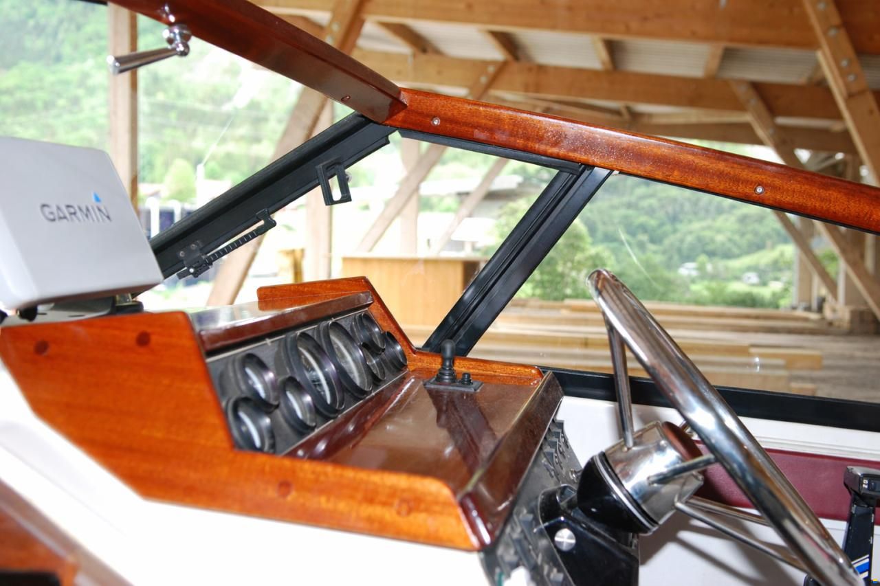 Regal Ambassador 233 XL