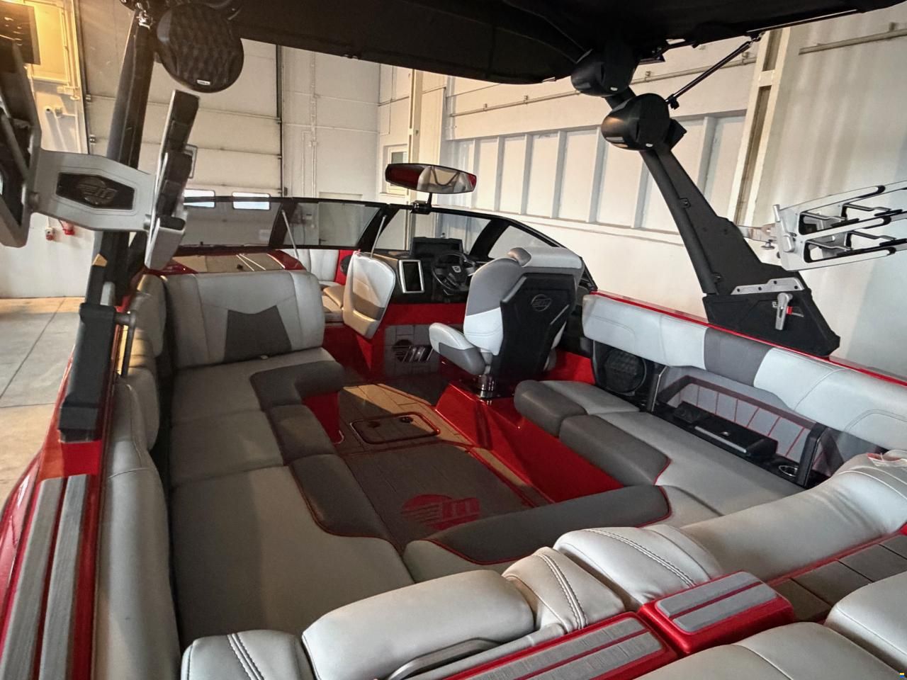 Malibu 23 MXZ