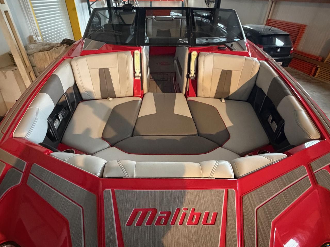 Malibu 23 MXZ