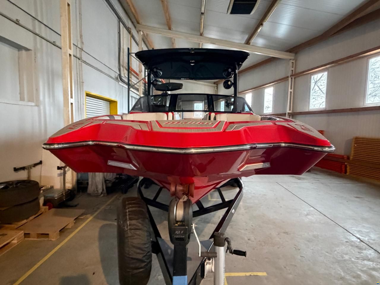 Malibu 23 MXZ