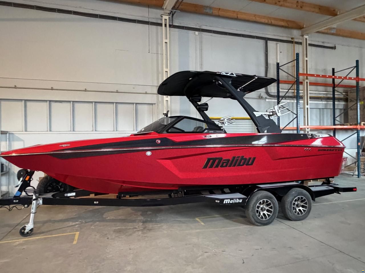 Malibu 23 MXZ