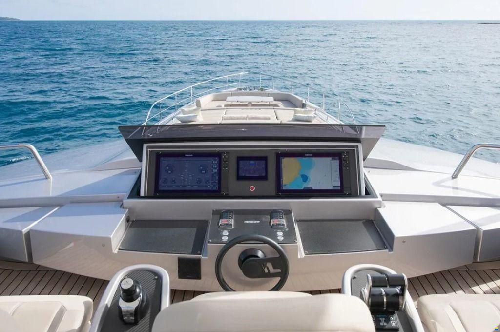 Pershing 9X