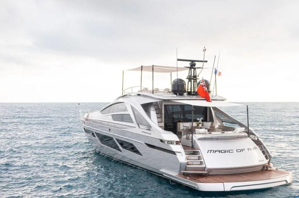 Pershing 9X