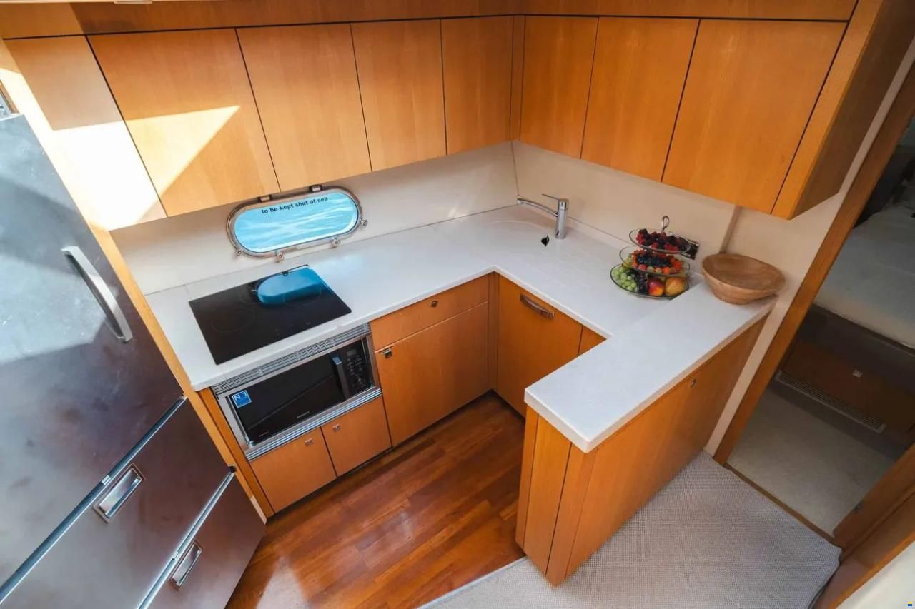 Sunseeker Manhattan 53