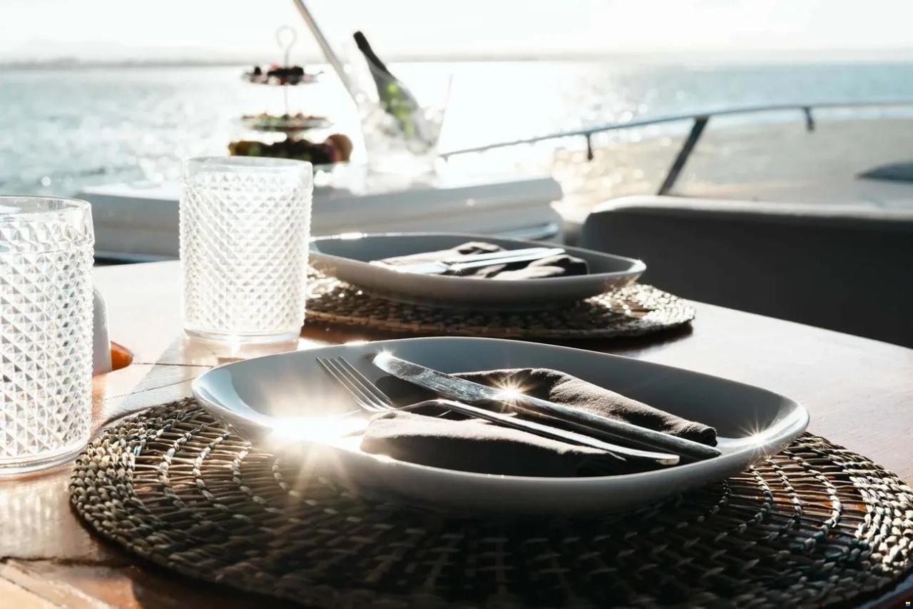 Sunseeker Manhattan 53