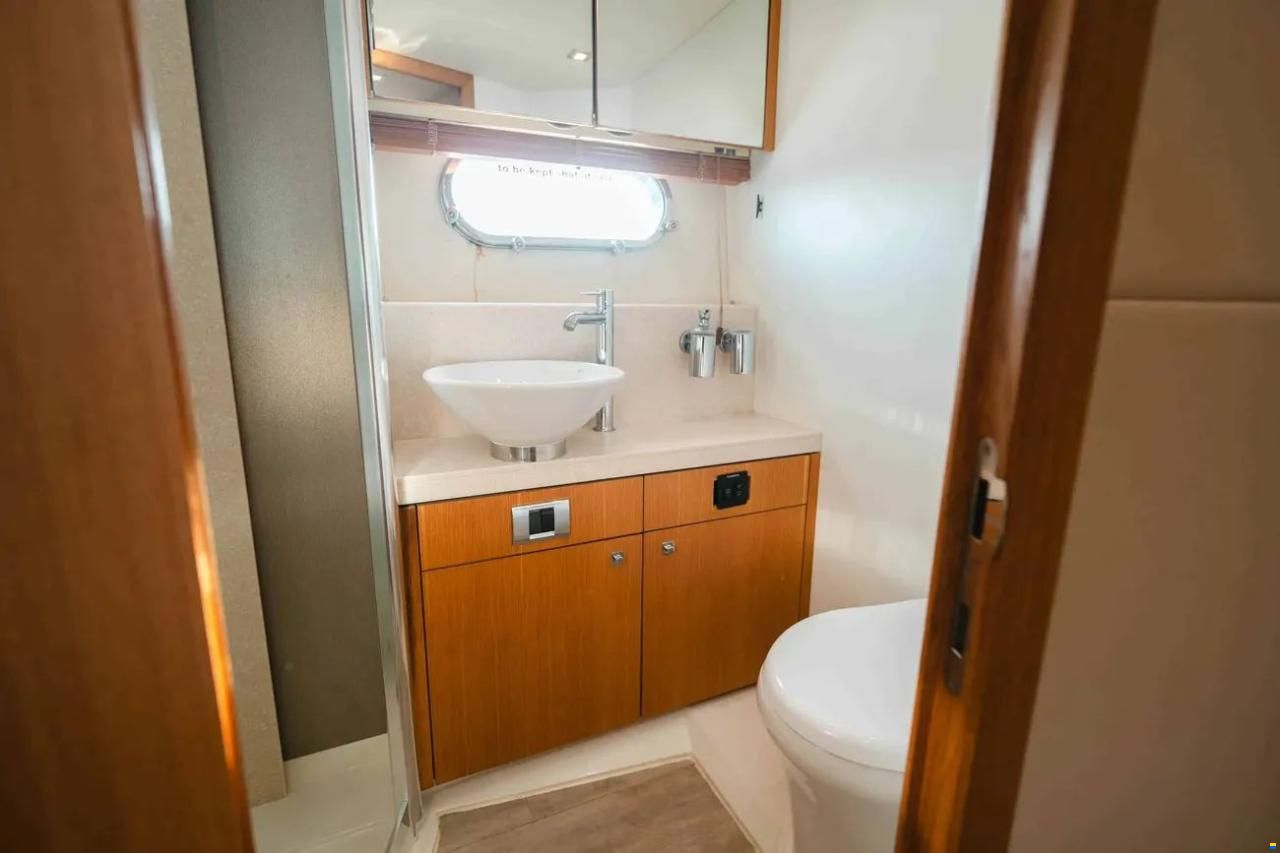 Sunseeker Manhattan 53