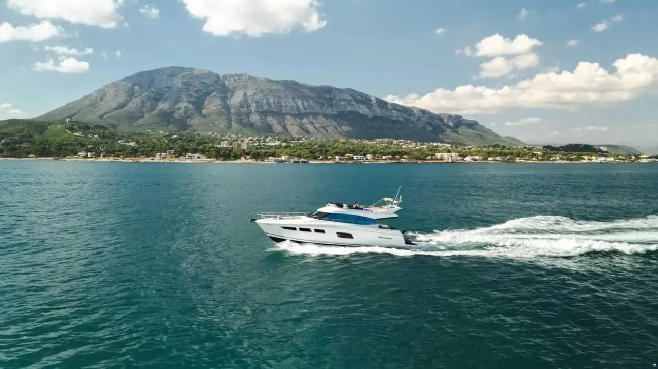 Prestige 560