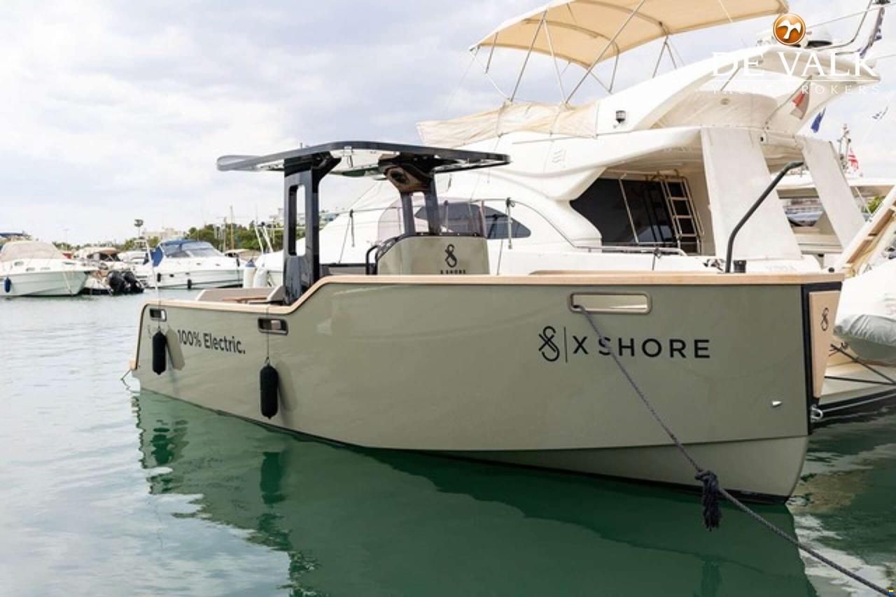X Shore Eelex 8000