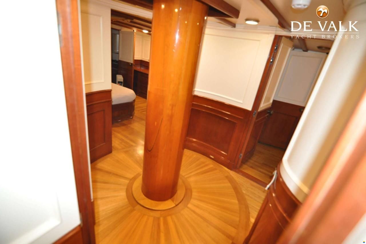 Schooner Classic gaff