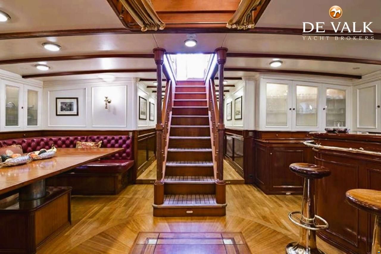 Schooner Classic gaff
