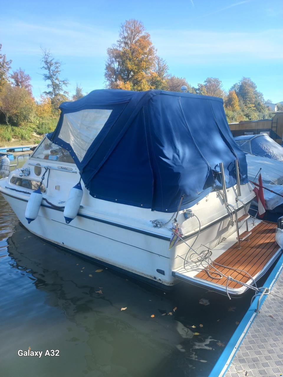 Fairline 21