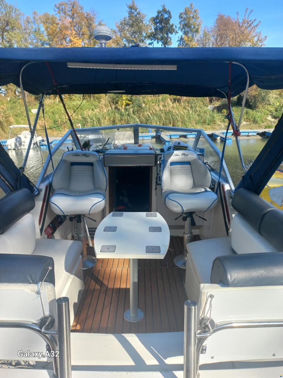 Fairline 21