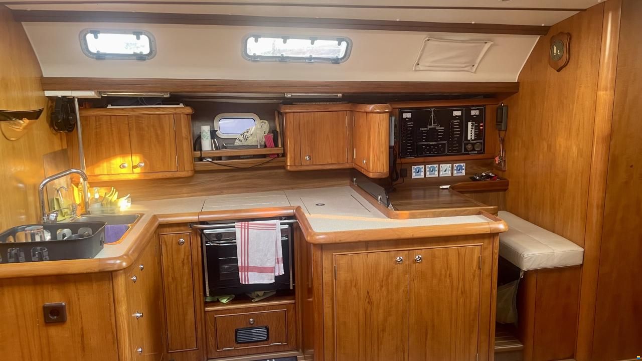 Alpha 51 Lux