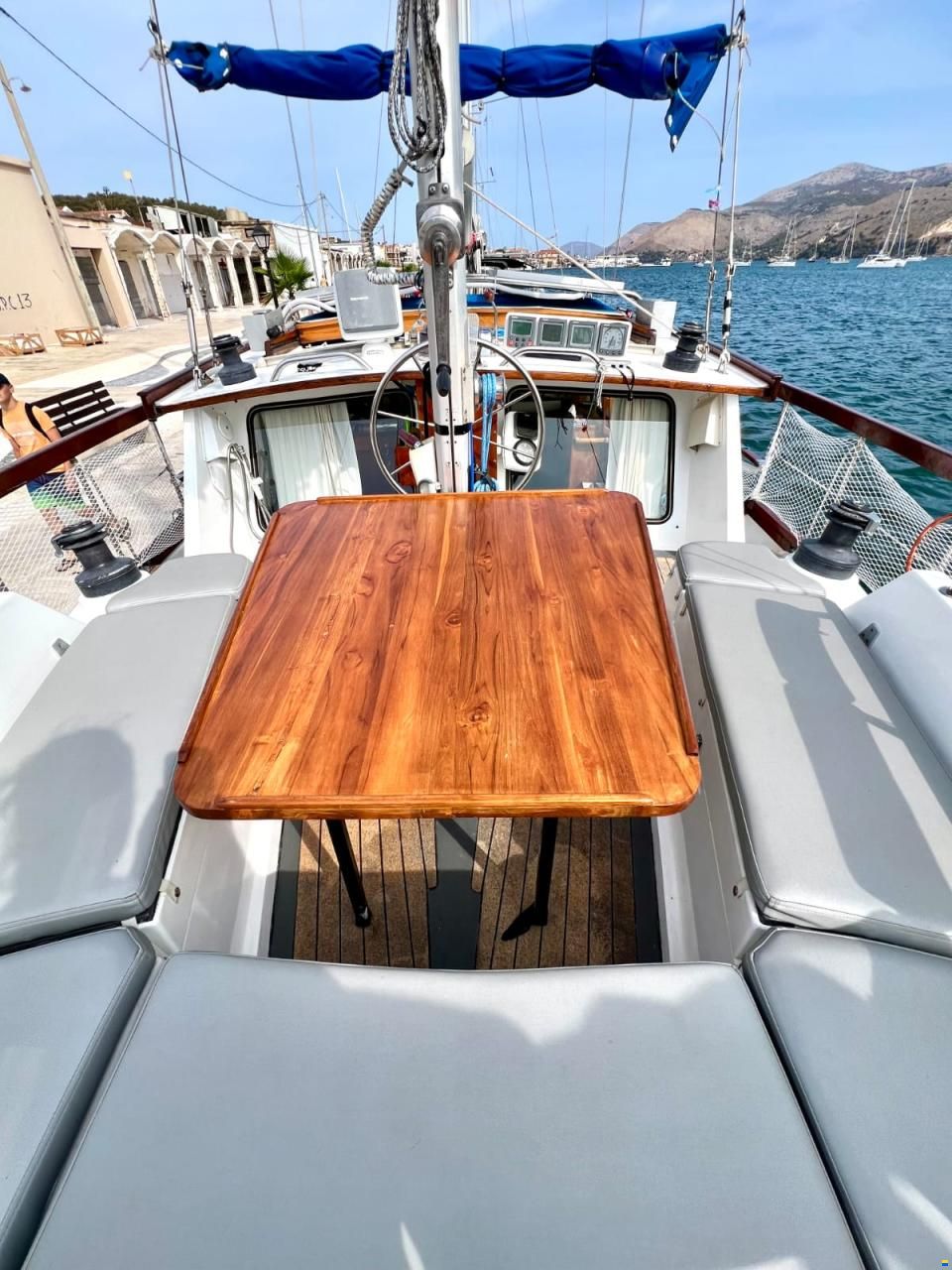 Nauticat 44