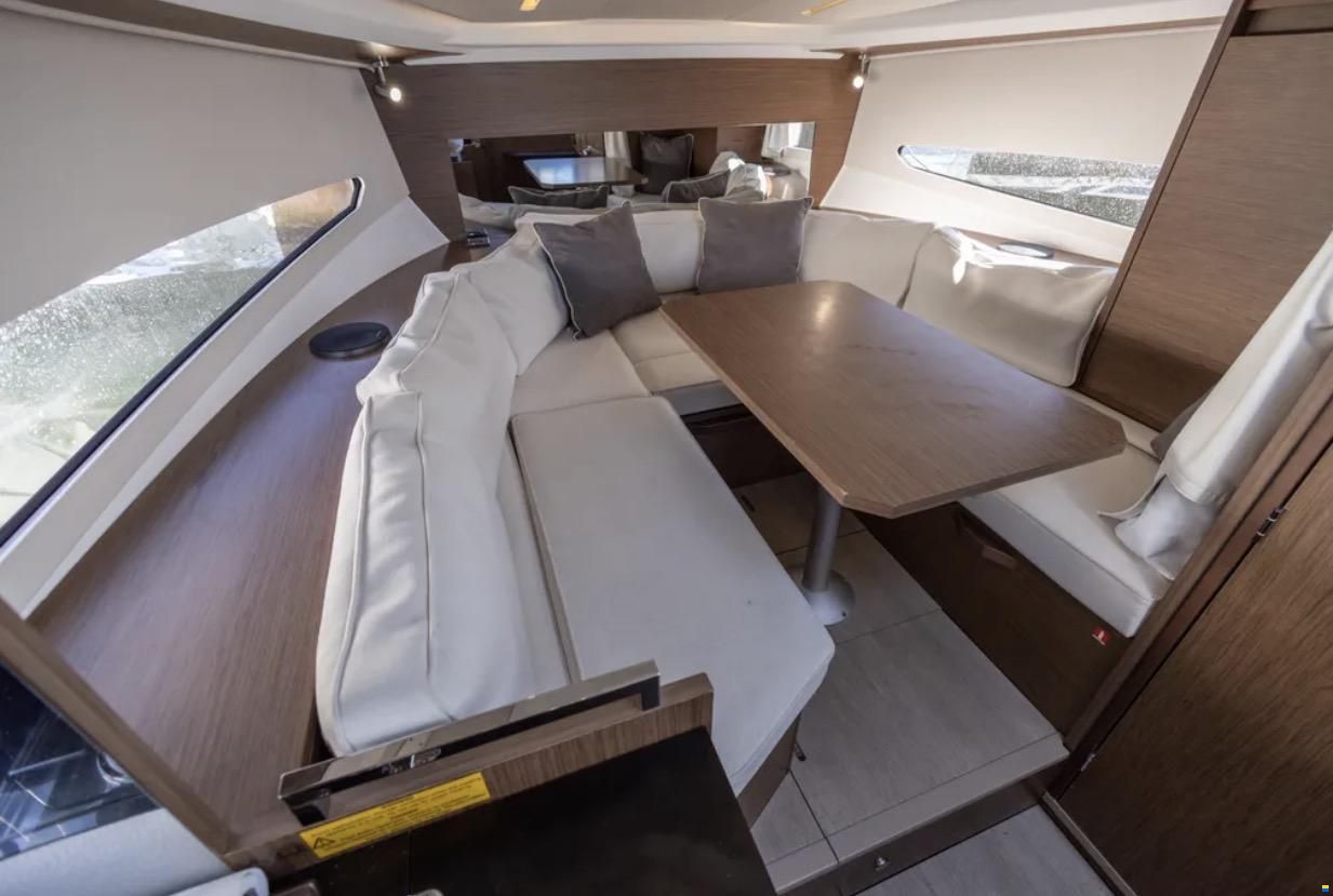 Jeanneau Leader 30