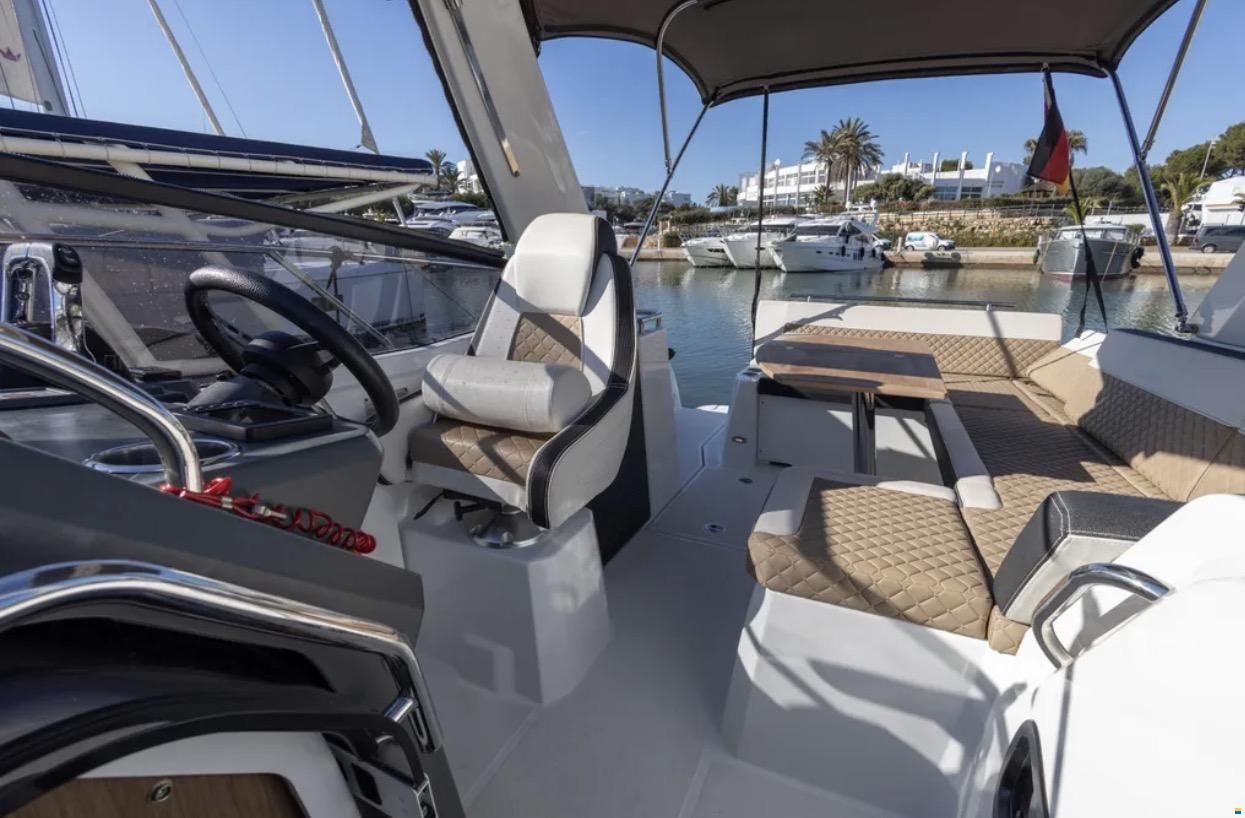 Jeanneau Leader 30