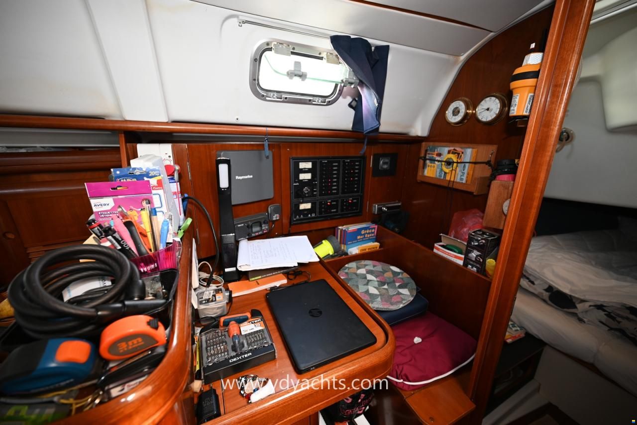 Beneteau Oceanis 411 Clipper Celebration
