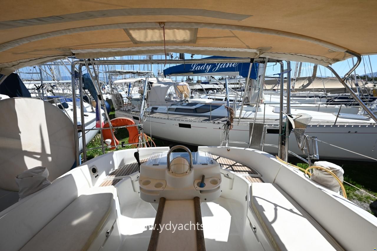 Beneteau Oceanis 411 Clipper Celebration