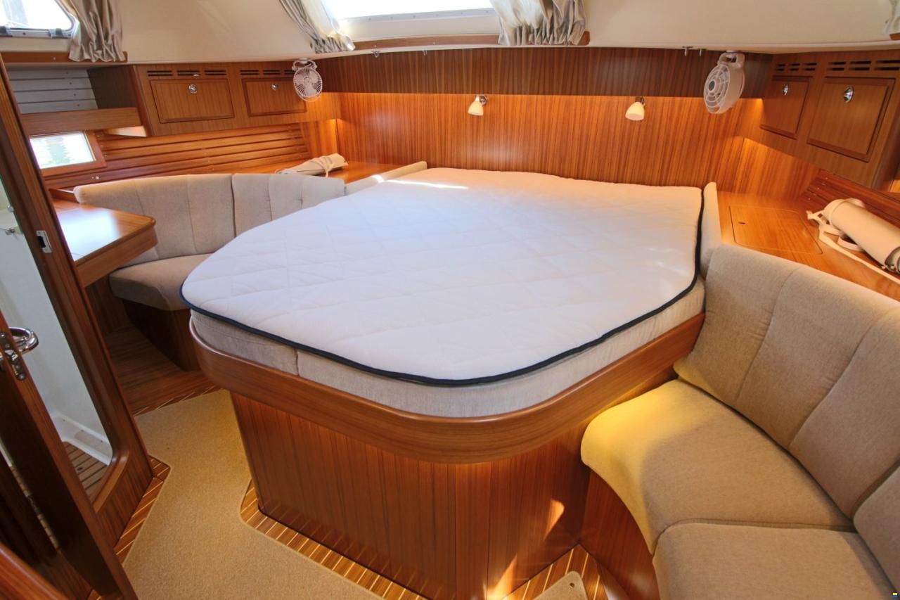 Hallberg-Rassy 48 Mk II