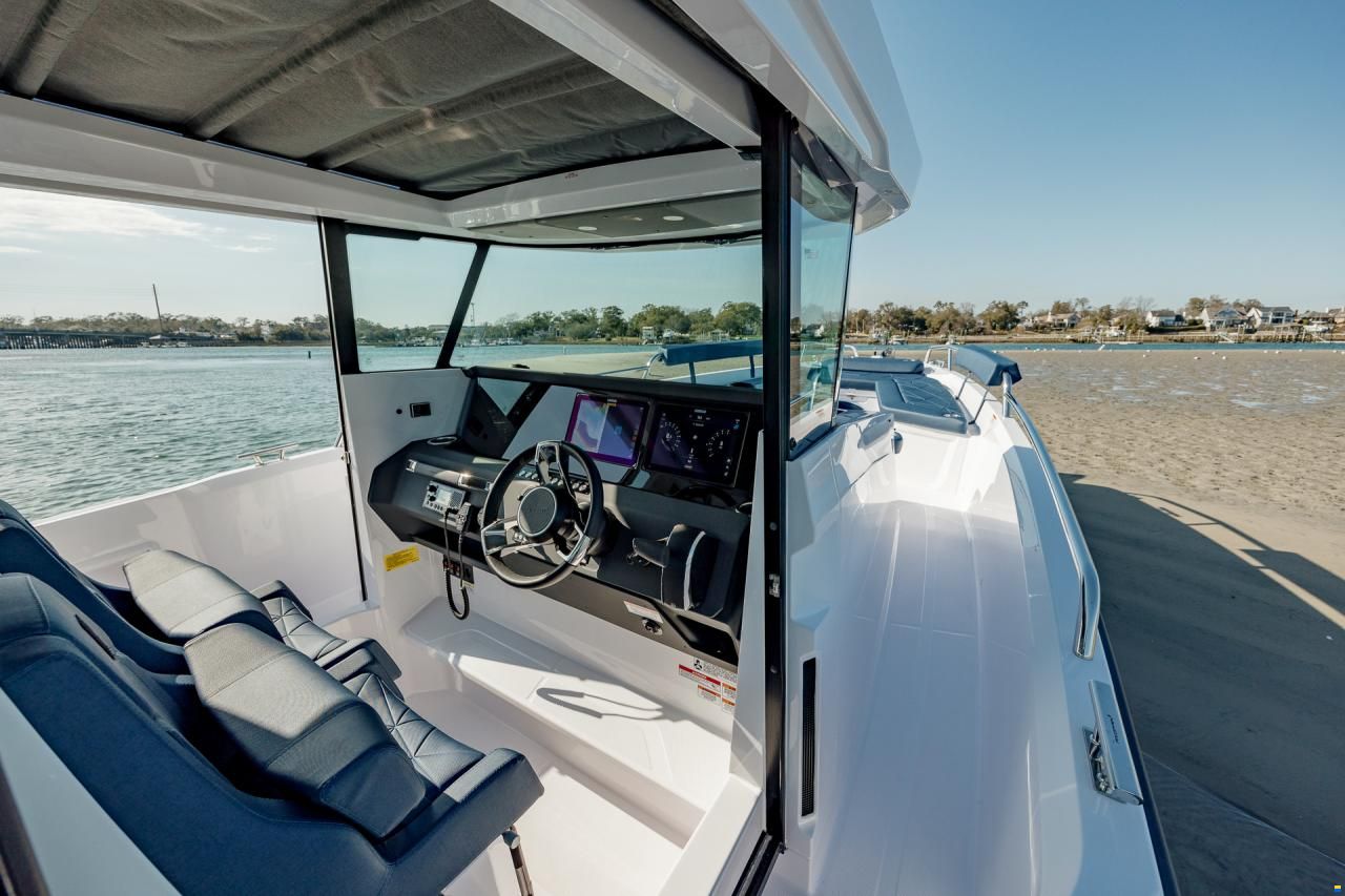 Axopar 29 Cross Cabin