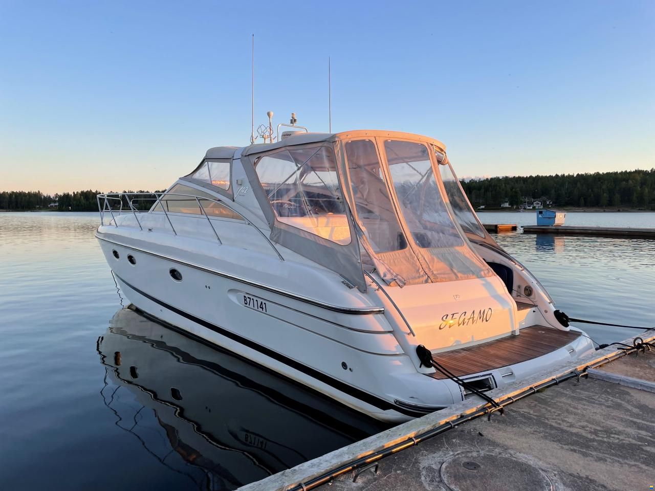 Princess V42