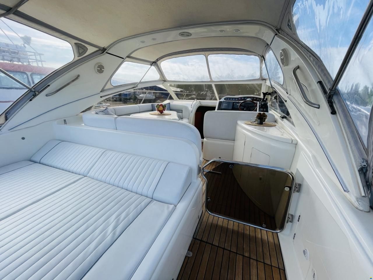 Princess V42