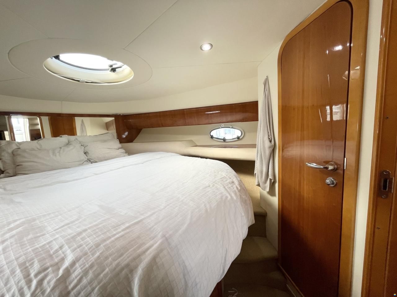 Princess V42