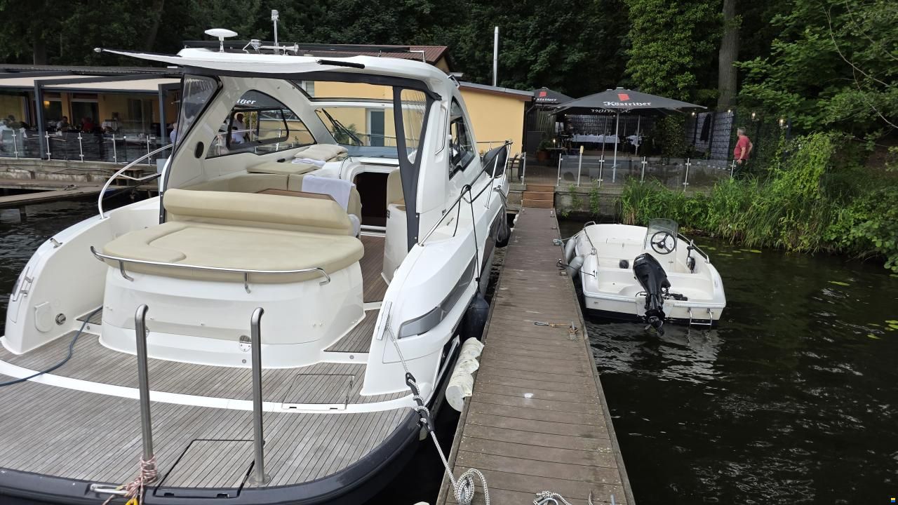 Bavaria 34HT