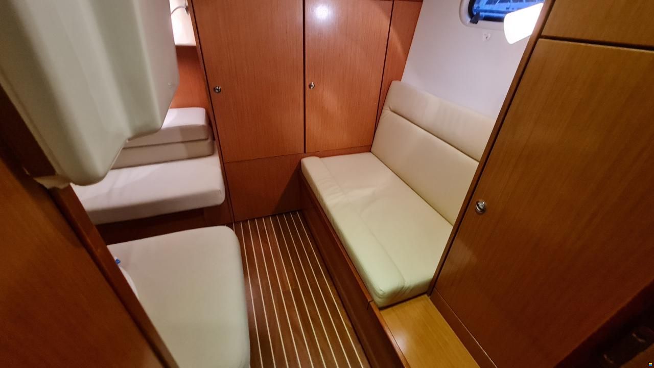 Bavaria 34HT