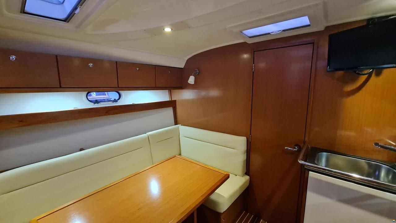 Bavaria 34HT