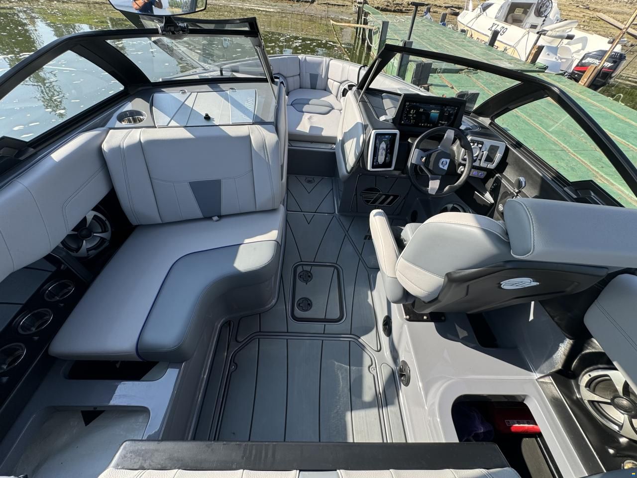 Malibu LSV 23