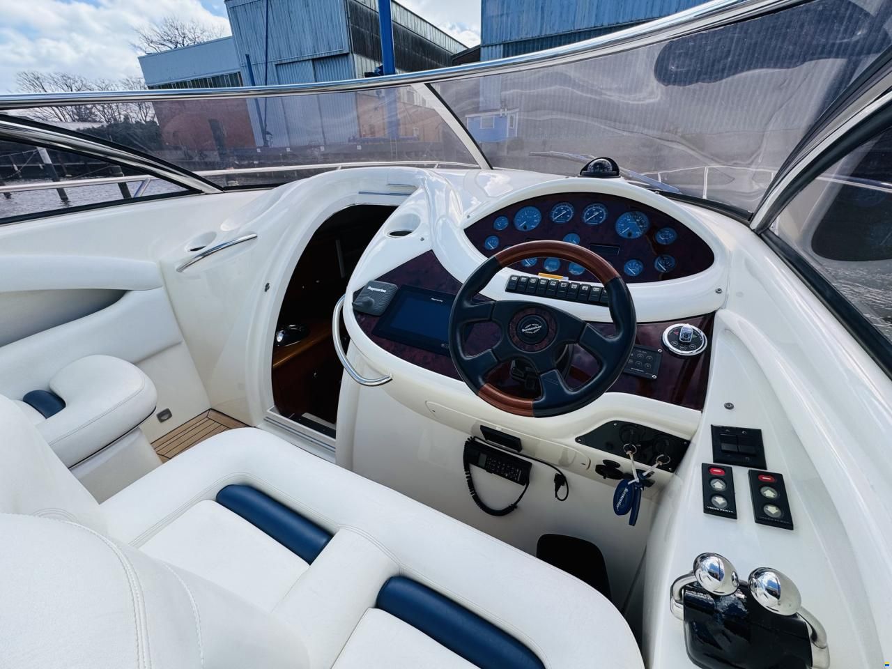 Sunseeker Superhawk 34